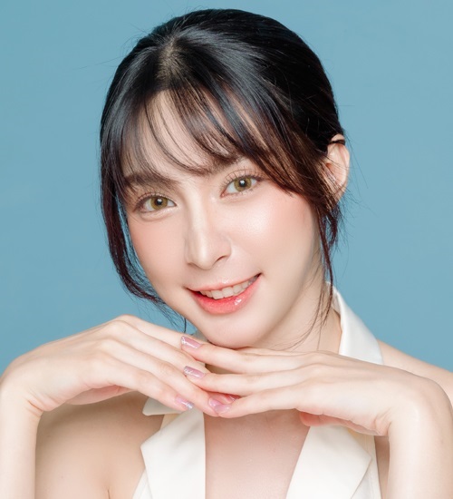 Curtain Bang Hairstyles 6