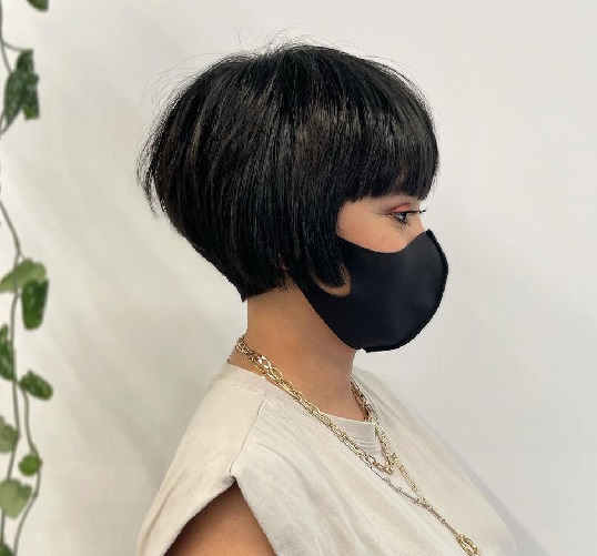 ear length bang bob