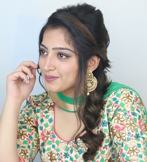 Hairstyles With Anarkali Dress 13