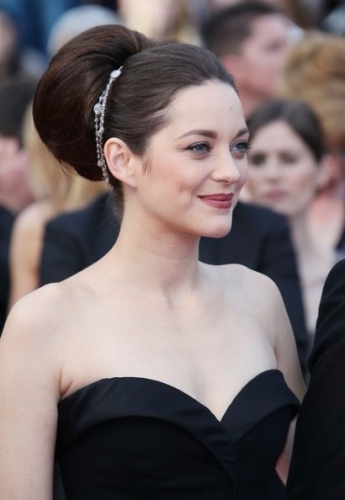 retro hairstyle indian