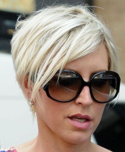 Very short inverted bob