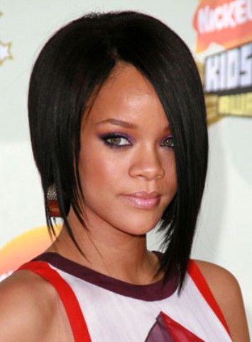 celebrity medium layered bob