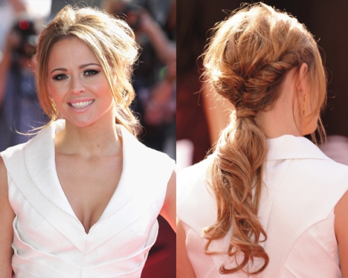 messy hair ponytail women