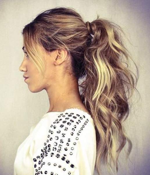 Messy Ponytail For Weddings