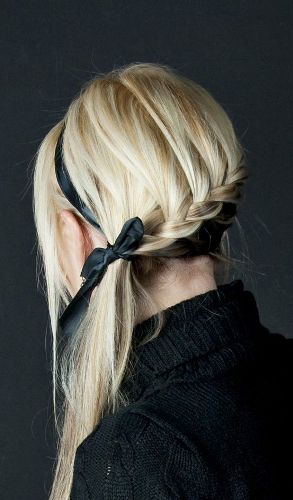 messy ponytail thin hair