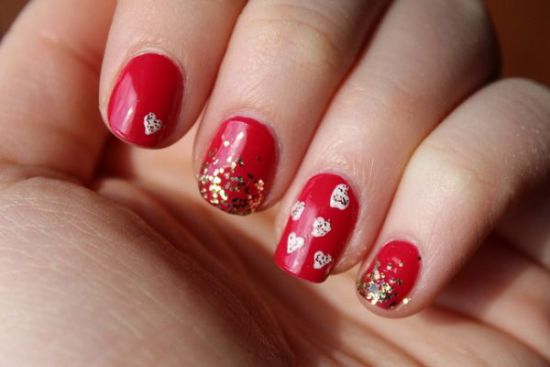 Red-Hot Valentine’s Day Nail Art