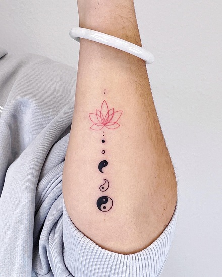 Simple Yin Yang Tattoo 20
