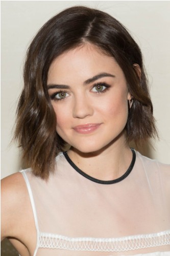 wavy bob haircut