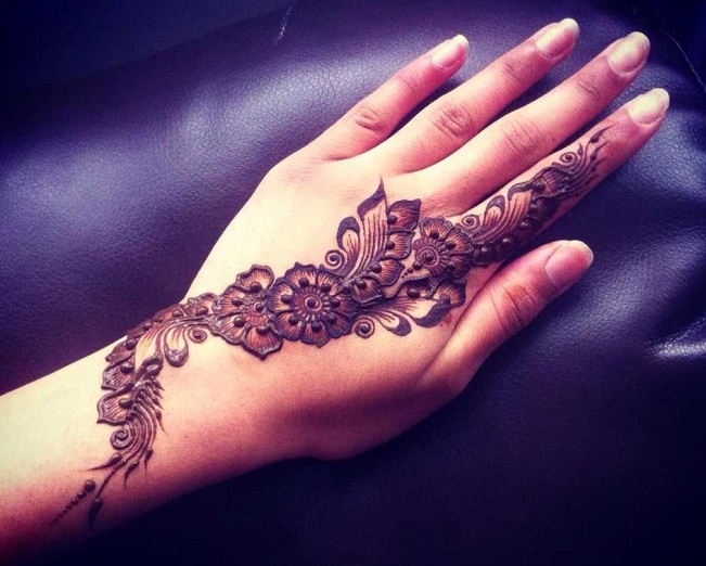 Mehndi Design Of Flowers For Ramzan
