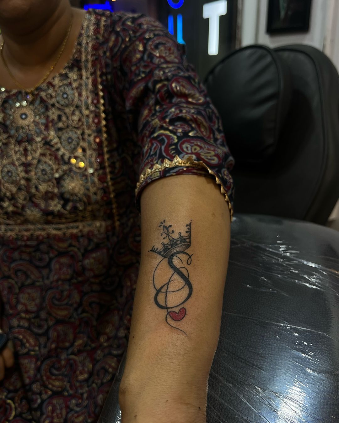 S Tattoo On Hand