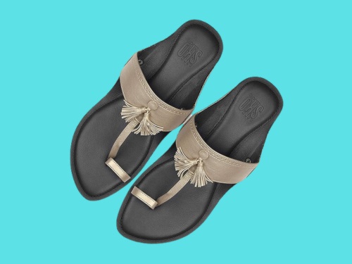 Black And Golden Kolhapuri Chappal