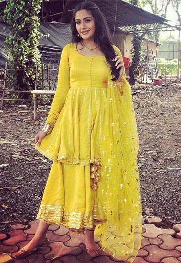 Plain Pakistani Salwar Kameez Design