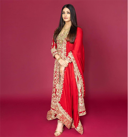 Aishwarya Rai Bachchan 5.7 Ft