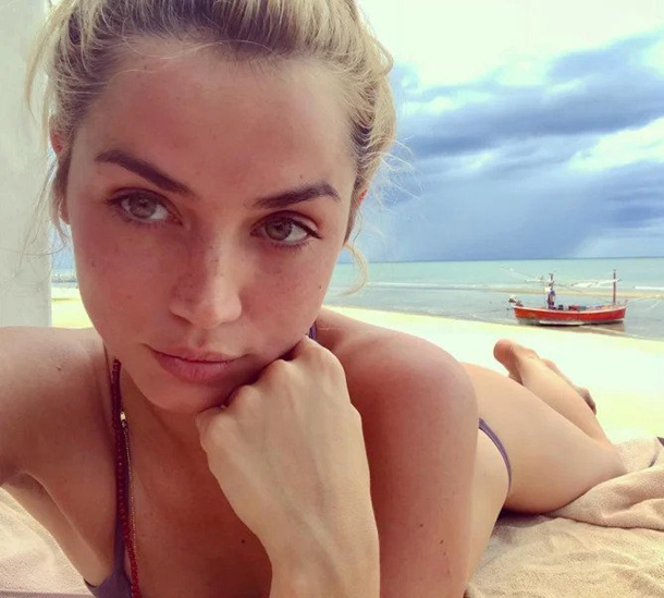 Ana De Armas In Bikini