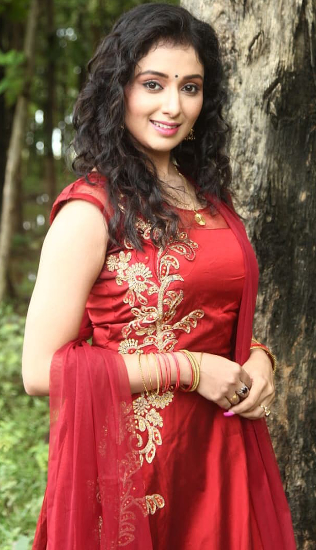 Bhojpuri Actress Mani Bhattachariya