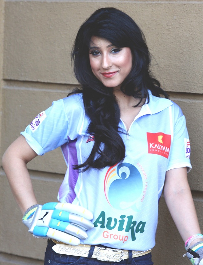 Bhojpuri Actress Urvashi Chaudhary