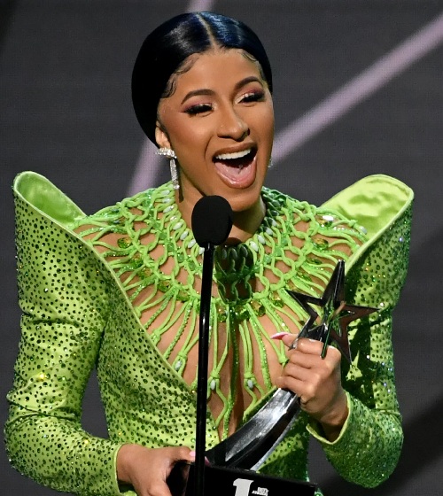 celebrities with tongue rings