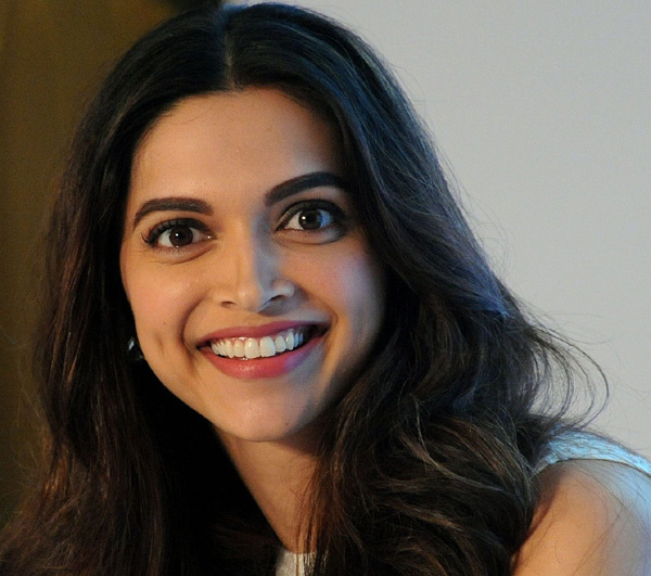 Deepika Padukone Face Shape