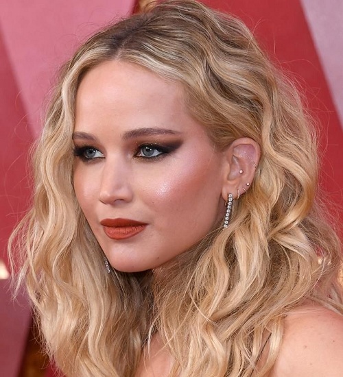 celebs with ear piercings