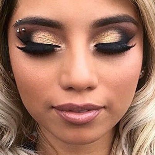 Actress eyebrow piercing