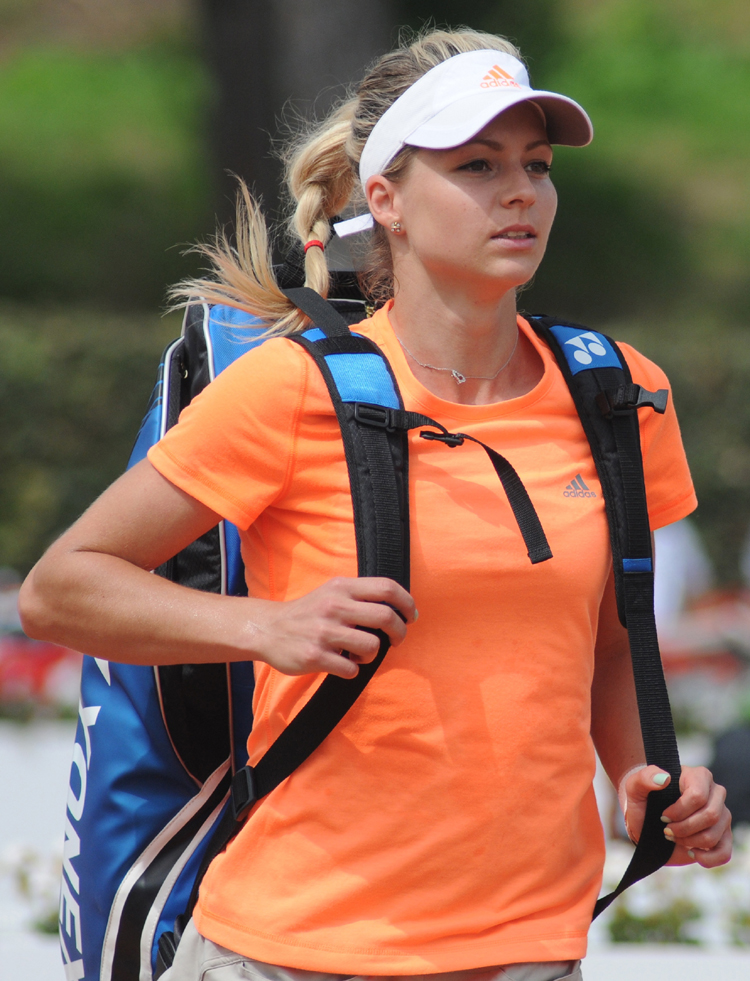 hot girl playing tennis