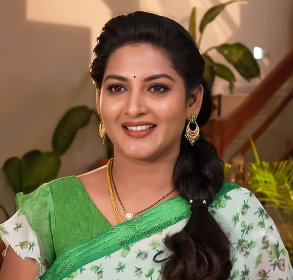 sexy serial actress