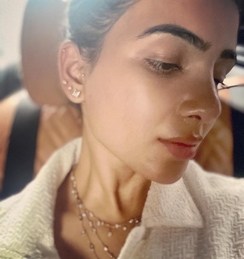 bollywood actress ear piercing