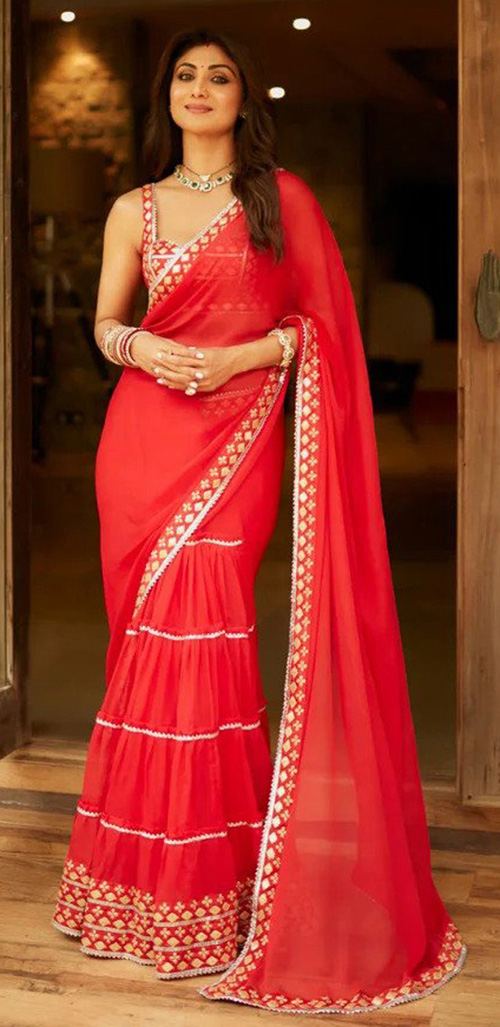 Shilpa Shetty 5.6 Ft