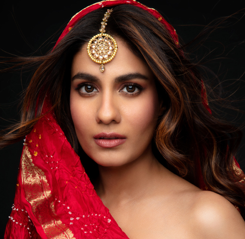 Shreya Dhanwanthary Large Eyes