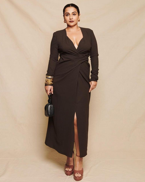 Vidya Balan 5.4 Ft