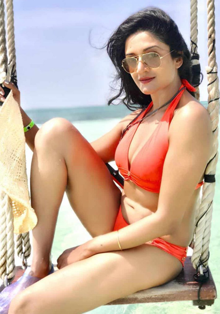 Vimala Raman In Bikini