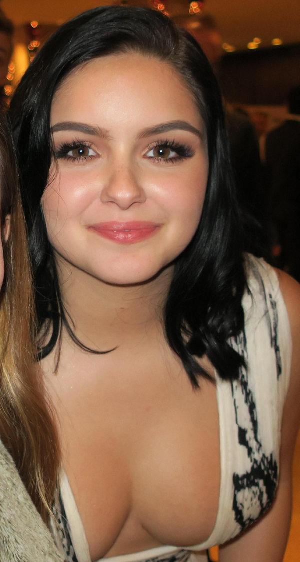 Circle Face Shape Ariel Winter