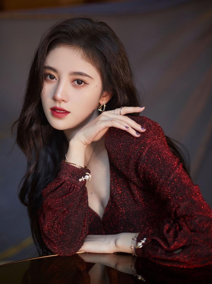 Hot Chinese Actress Ju Jingyi