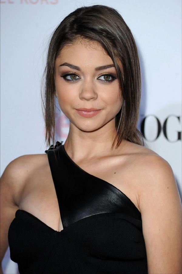 Round Face Female Sarah Hyland