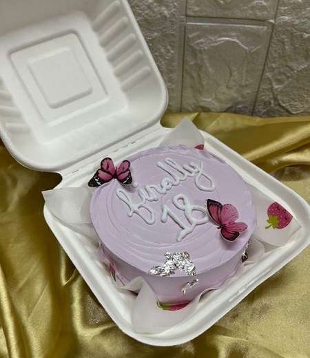 Bento Cake For 18th Birthday