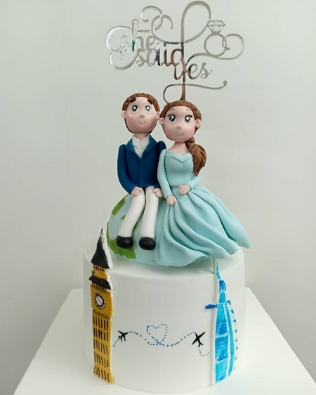 Engagement Cake Design With Couple Fondant