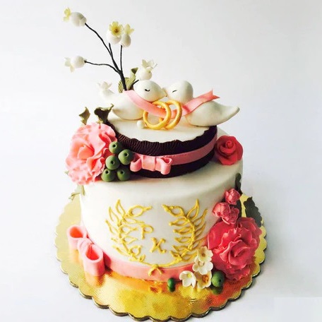 Love Birds Theme Engagement Cake Design