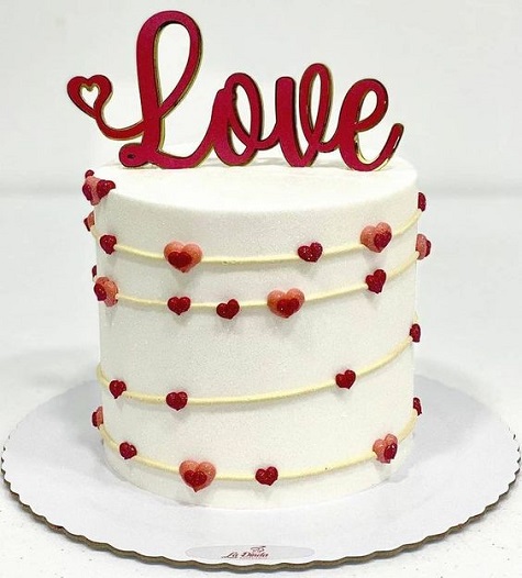 Love Theme Cake Design