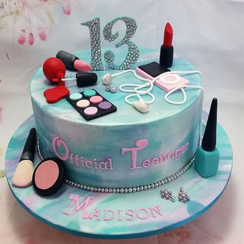 Makeup Theme 13 Cake