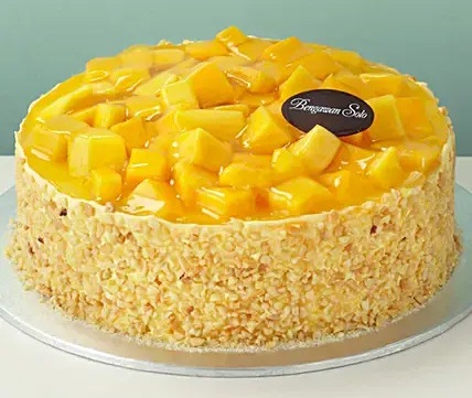 cake fruit design 