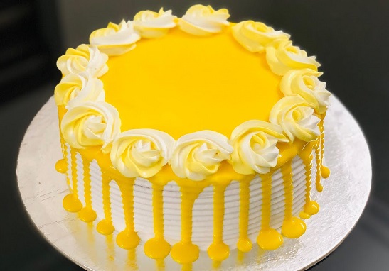 special pineapple cake design 