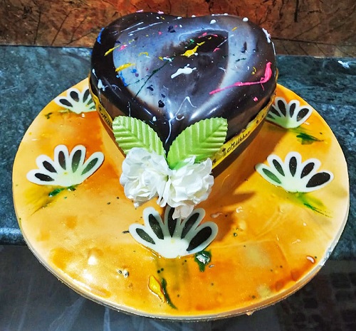 elegant pineapple cake design 