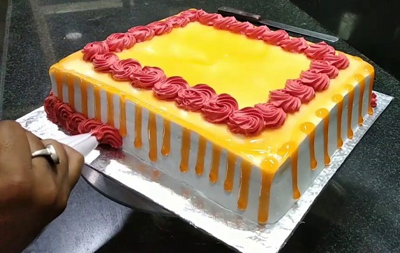 butterscotch cake design simple 