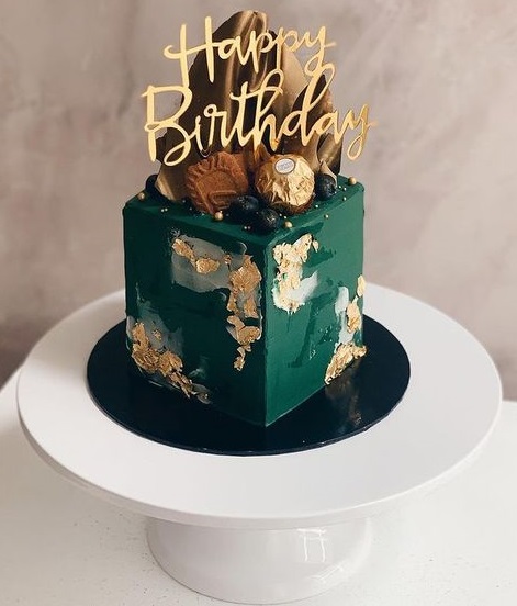 latest cake designs for wife birthday 