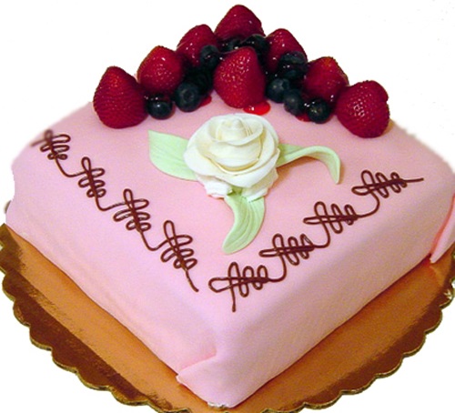 Tiny Strawberry Square Cake Design