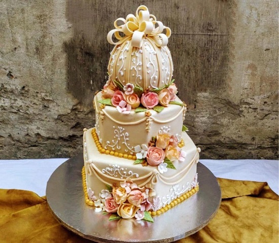 Vintage Engagement Cake Design