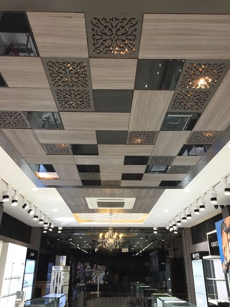 Traditional Ceiling Designs For The Lobby