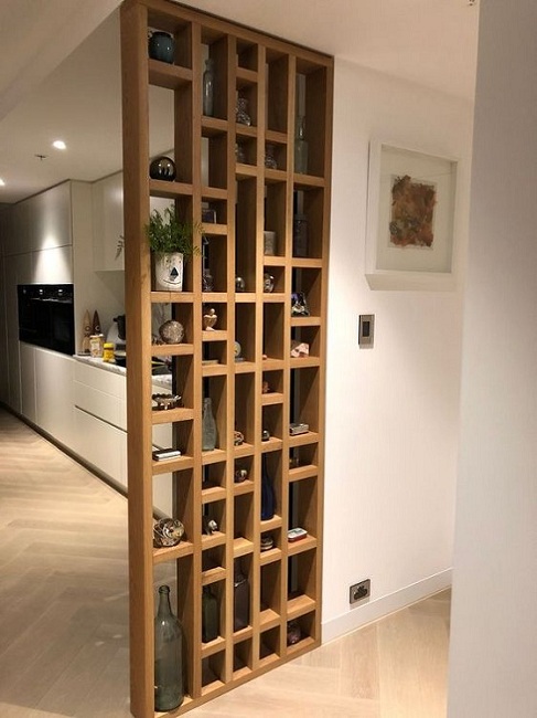 Wooden Horizontal Partition Design