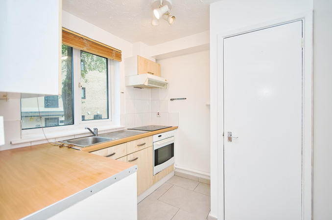Small And Simple Kitchen Renovation