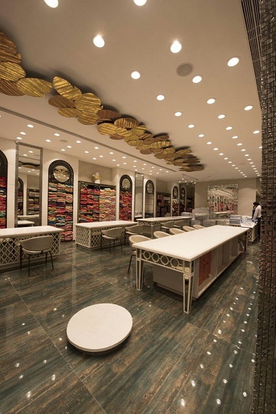 Modern Ceiling Design For Shop